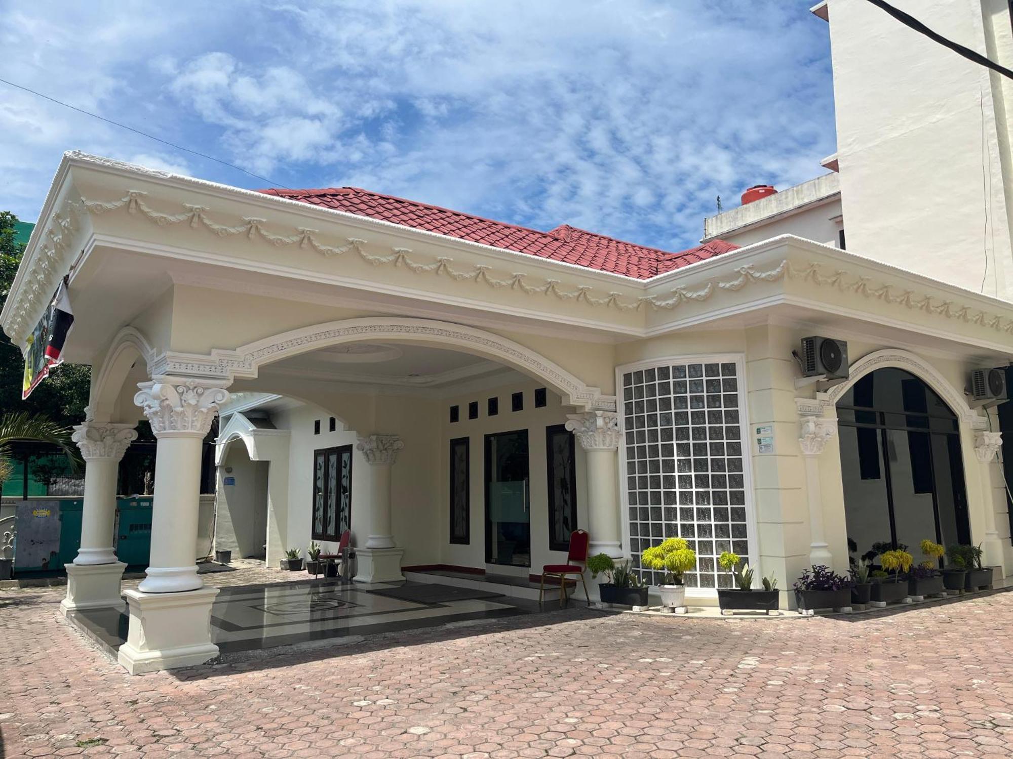 De Nusantara Hotel Syariah Medan Esterno foto
